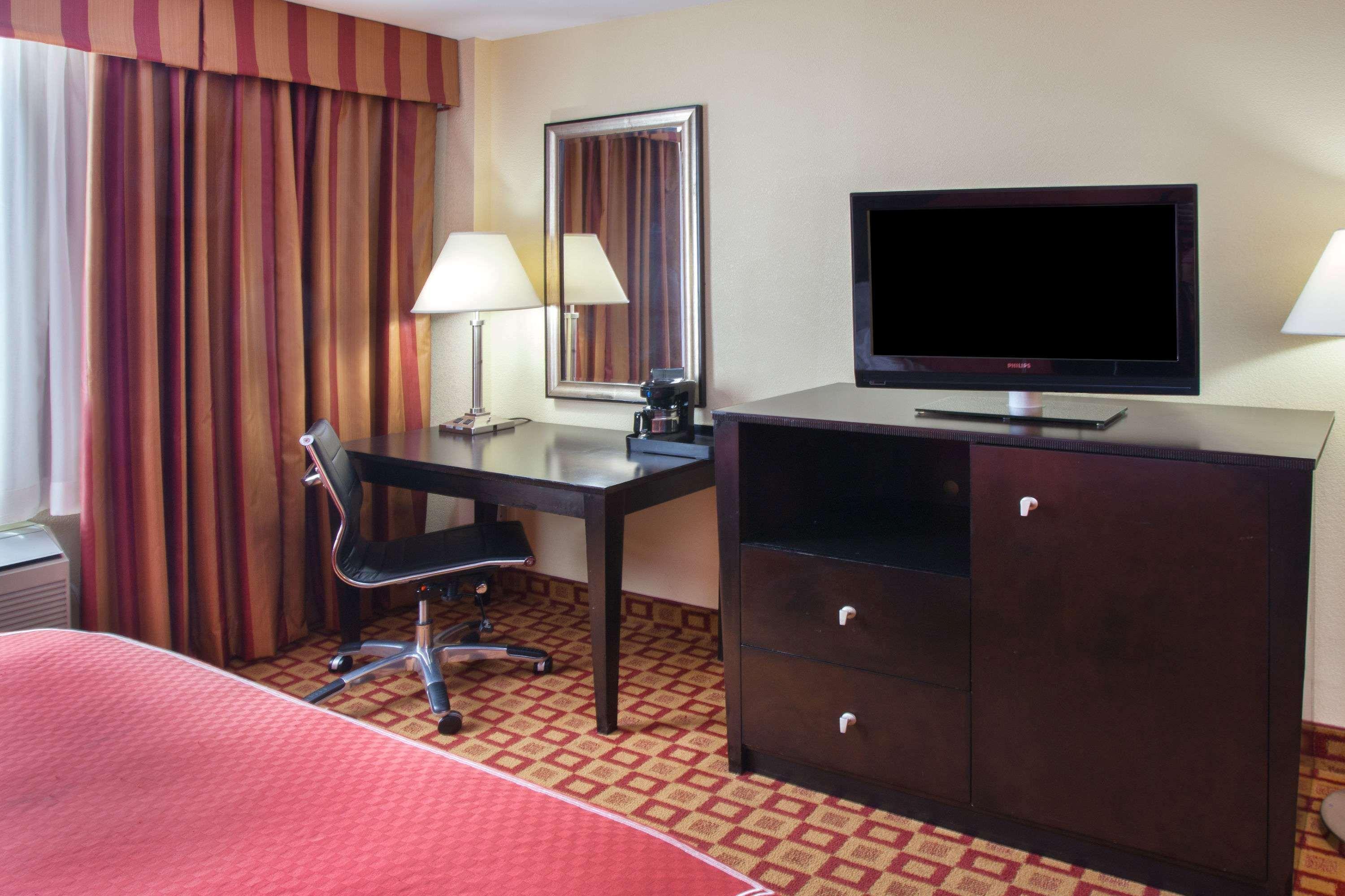 Super 8 By Wyndham Chicago Northlake O'Hare South Exterior foto
